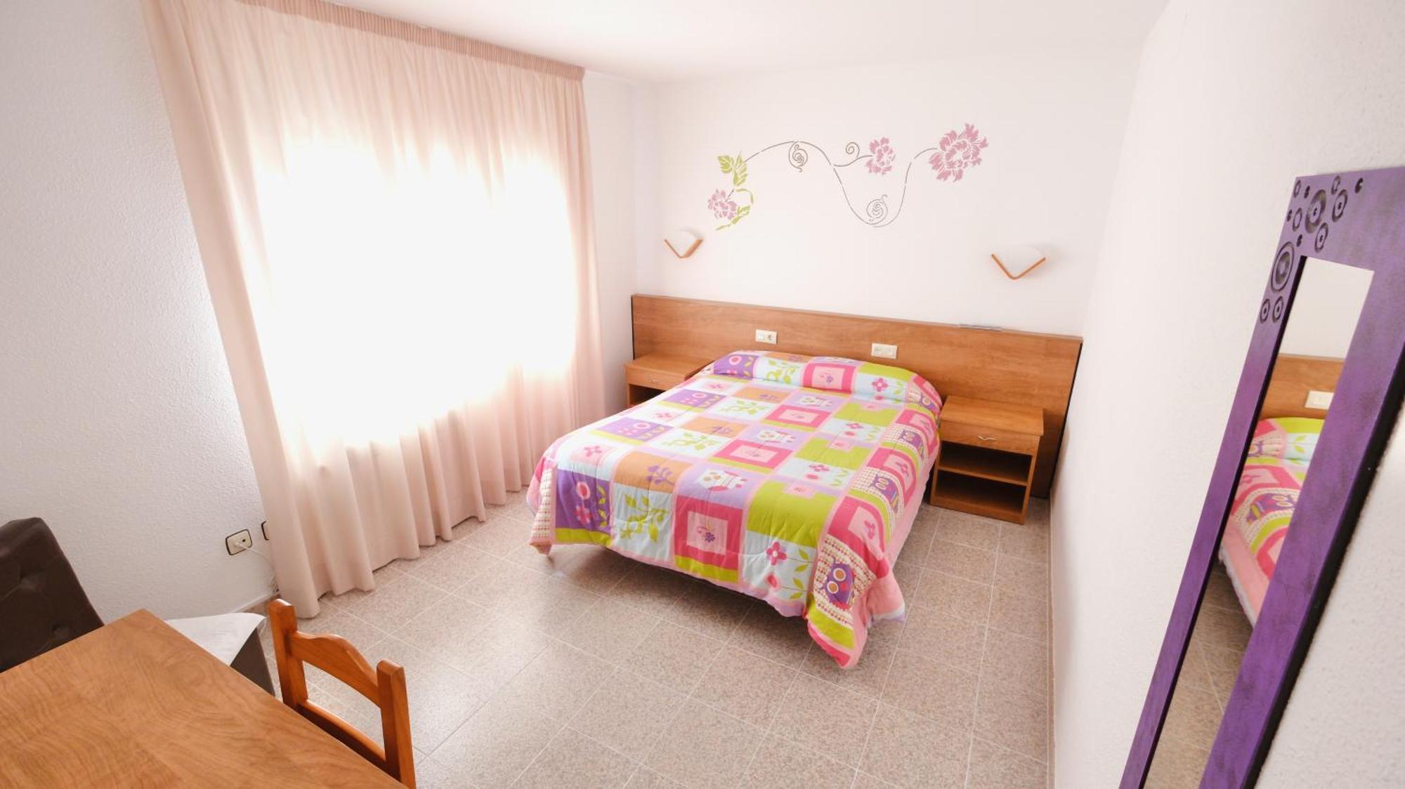 Hotel Paradis Torredembarra Ngoại thất bức ảnh